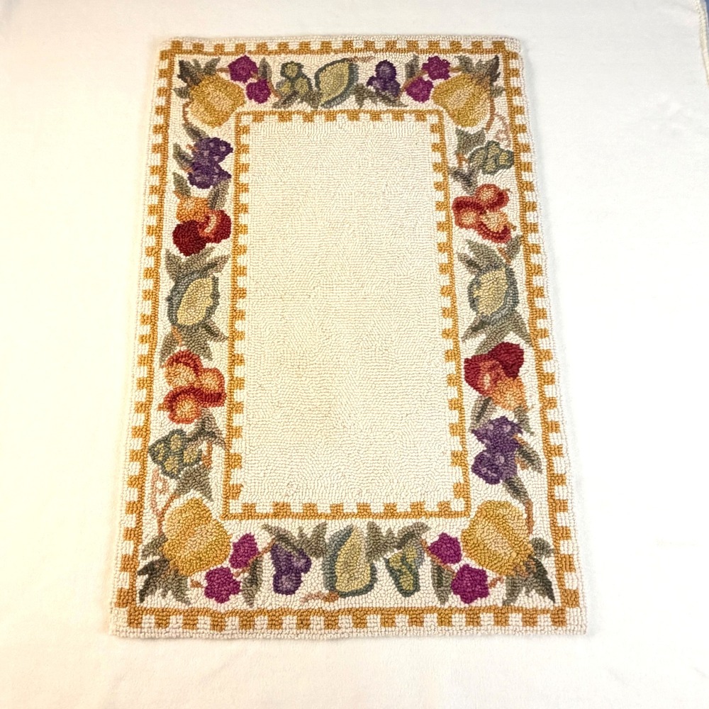 Wool  Hooked Rug 2'x3' Gold‎ Fruit